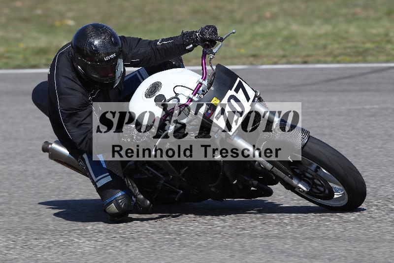 Archiv-2022/05 04.04.2022 Plüss Moto Sport ADR/Freies Fahren/707